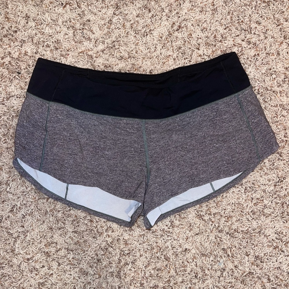 Lululemon grey 2.5 inch speed up shorts